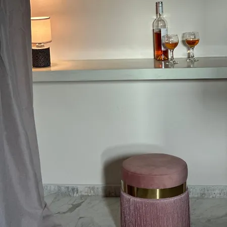 Margarita Karterados (Santorini)